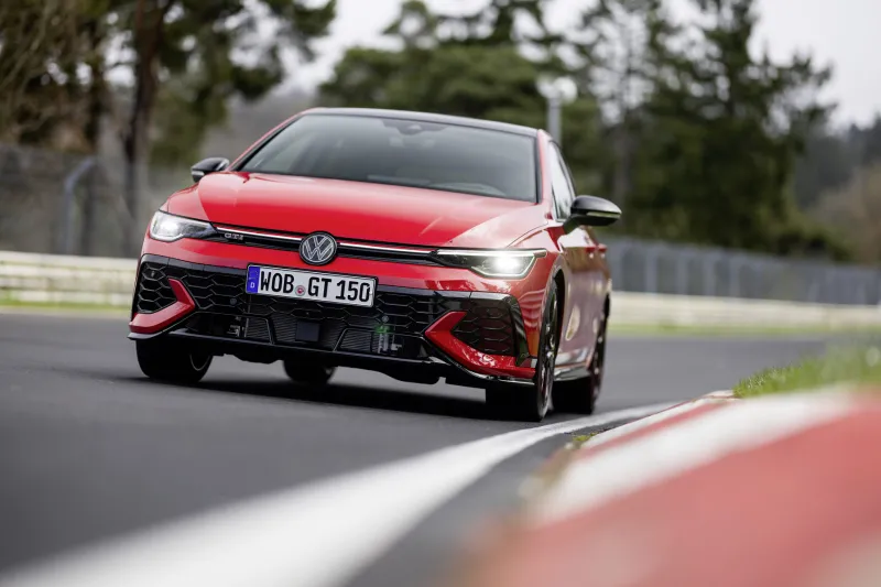 Golf GTI EDITION 50: GTI-ul pe care încă nu știi cât de mult ți-l dorești