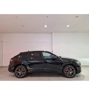 Audi Q8 PI 55 TFSI e quattro thumbnail