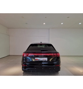 Audi Q8 PI 55 TFSI e quattro thumbnail