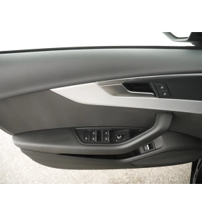 Audi A4 Limousine 35 TFSI Design thumbnail