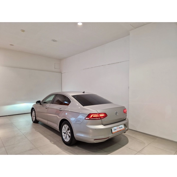 VW Passat Comfortline 2.0 TDI