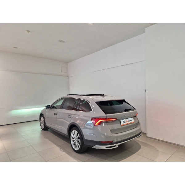 Škoda OCTAVIA COMBI SCOUT 2.0 TDI DSG 4x4