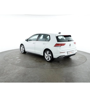 VW Golf GTE thumbnail