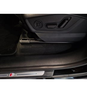 Audi Q8 50 TDI quattro thumbnail