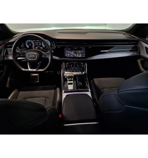 Audi Q8 50 TDI quattro thumbnail