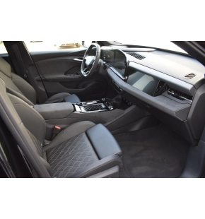 Audi Q6 e-tron quattro thumbnail