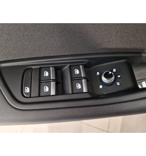 Audi A4 Advanced 40 TFSI thumbnail