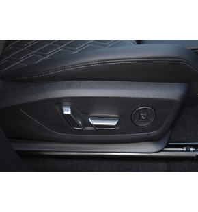 Audi Q6 e-tron quattro thumbnail