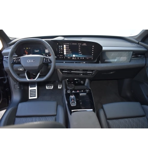 Audi Q6 e-tron quattro thumbnail