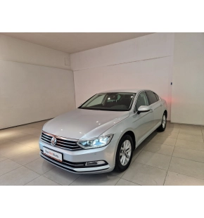 VW Passat Comfortline 2.0 TDI DSG thumbnail