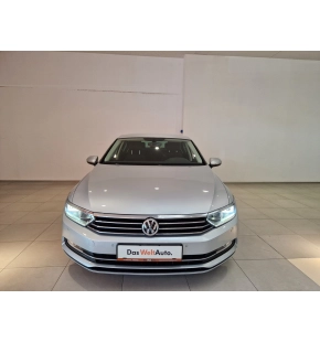 VW Passat Comfortline 2.0 TDI DSG thumbnail