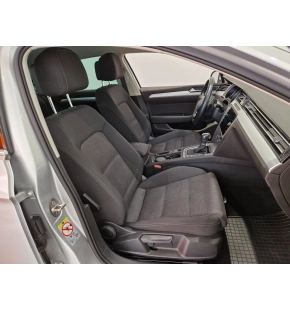 VW Passat Comfortline 2.0 TDI DSG thumbnail