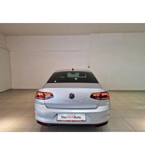 VW Passat Comfortline 2.0 TDI DSG thumbnail