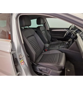 VW Passat Comfortline 2.0 TDI DSG thumbnail
