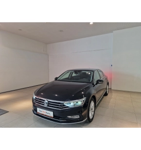 VW Noul Passat Highline 2.0 TDI DSG thumbnail