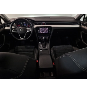 VW Noul Passat Highline 2.0 TDI DSG thumbnail