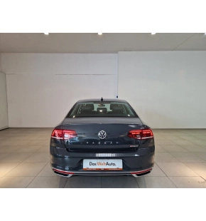 VW Noul Passat Highline2.0 TDI SCR DSG 4Mot thumbnail