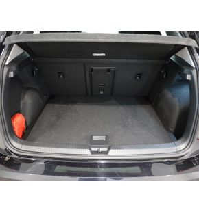 VW Golf Life 2.0 TDI thumbnail
