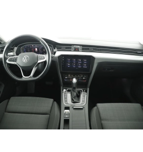 VW Noul Passat Var.Comfortline 2.0 TDI DSG thumbnail