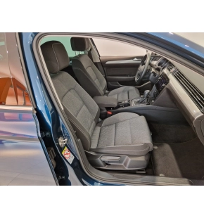 VW Passat Var.Comfort. 2.0 TDI DSG TD thumbnail