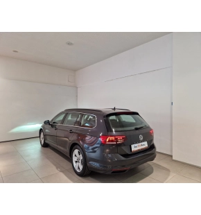 VW Noul Passat Var.Comfortline 2.0 TDI DSG thumbnail