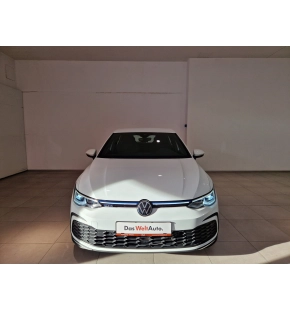 VW Golf GTE thumbnail