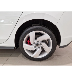 VW Golf GTE thumbnail