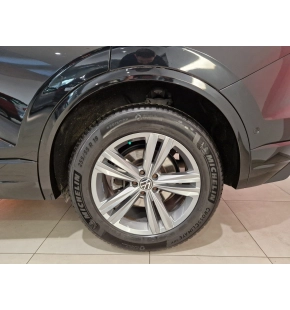 VW Touareg R-Style V6 TDI thumbnail