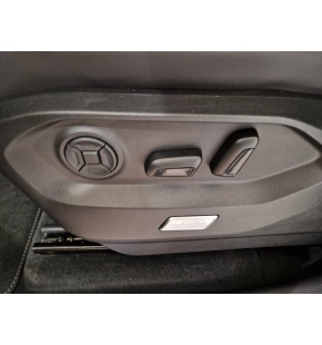 VW Touareg R-Style V6 TDI thumbnail