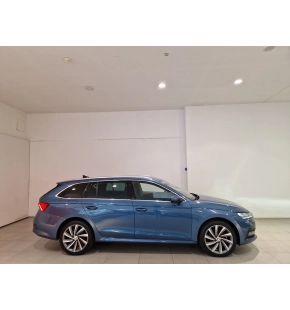 Škoda OCTAVIA Combi Style iV DSG thumbnail