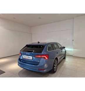 Škoda OCTAVIA Combi Style iV DSG thumbnail