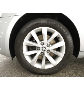 Škoda Octavia Combi thumbnail