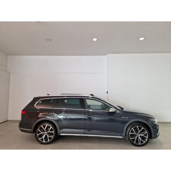 VW Passat Alltrack 2.0 TDI DSG7 4Mot