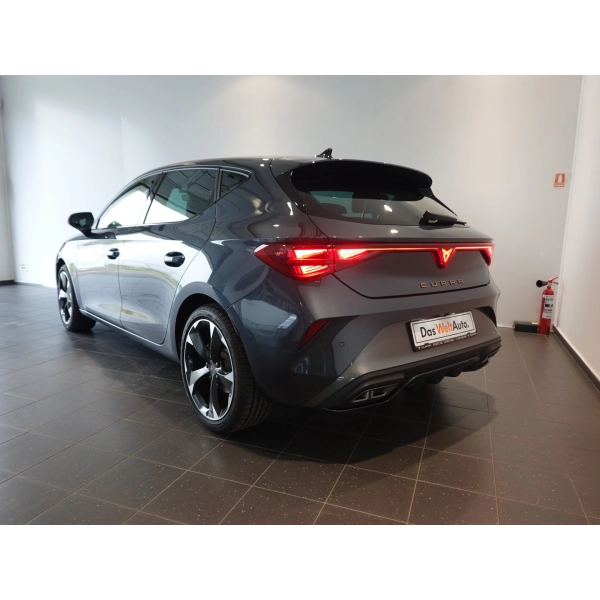 CUPRA Noul CUPRA Leon 1.5 eTSI DSG7