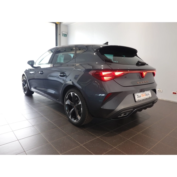 CUPRA Noul CUPRA Leon 1.5 eTSI DSG7