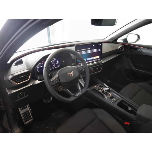 CUPRA Noul CUPRA Leon 1.5 eTSI DSG7