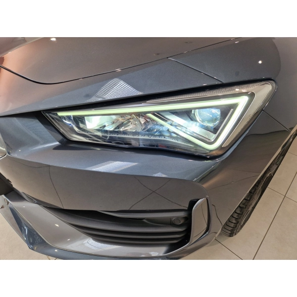 CUPRA Leon Sportstourer 1.5 eTSI DSG7