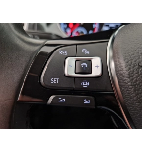 VW Golf Comfortline 1.0 TSI thumbnail