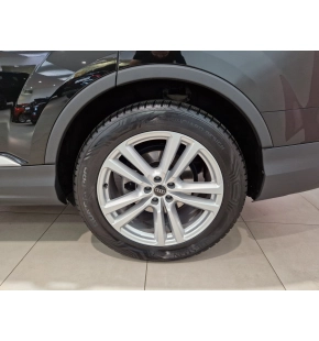 Audi Q7 50 TDI quattro thumbnail
