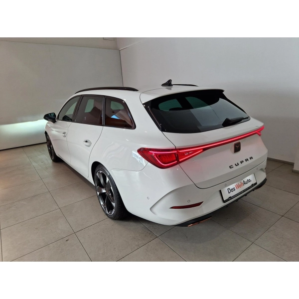 CUPRA Leon Sportstourer e-HYBRID DSG