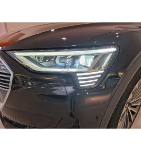 Audi e-tron 50 thumbnail