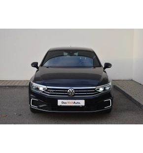 VW Noul Passat GTE 1.4 TSI 218 CP PHEV thumbnail