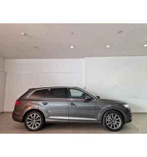 Audi Q7 50 TDI quattro thumbnail