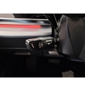 Audi Q8 50 TDI quattro thumbnail
