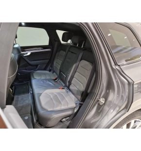 VW Noul Touareg R-Line V6 TDI TD thumbnail