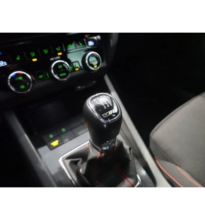 Škoda Octavia RS 230 2.0 TSI thumbnail
