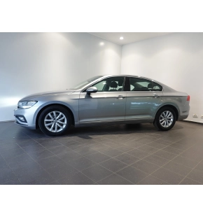 VW Noul Passat Comfortline 2.0 TDI DSG thumbnail