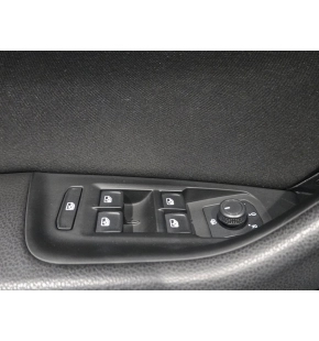 VW Noul Passat Comfortline 2.0 TDI DSG thumbnail