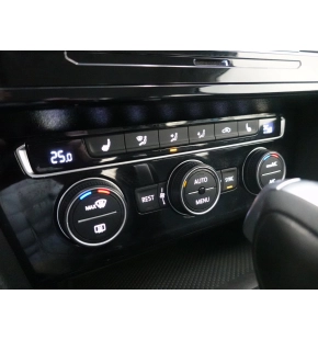 VW Noul Passat Comfortline 2.0 TDI DSG thumbnail