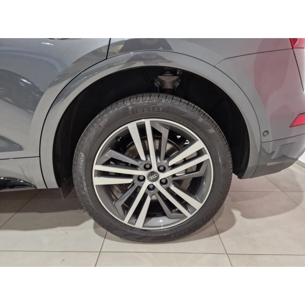 Audi Q5 40 TDI quattro S line